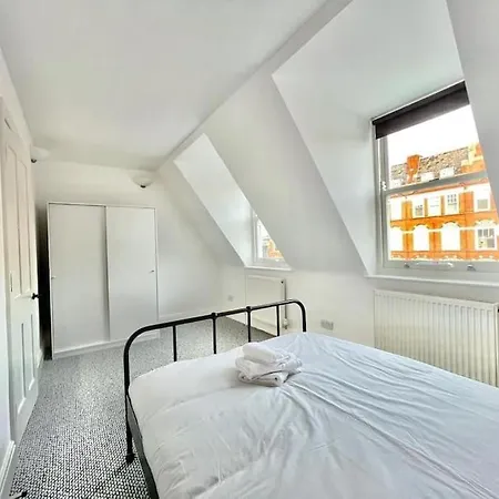 Amazing Spacious 2 Bed Apart London Exterior photo