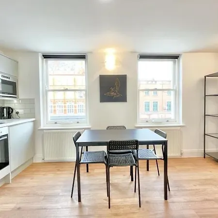 Amazing Spacious 2 Bed Apart London Exterior photo